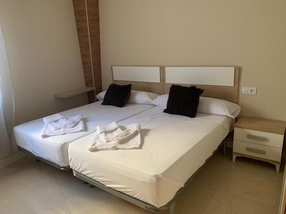 Apartamentos La Union Arroyo de la Luz Eksteriør billede